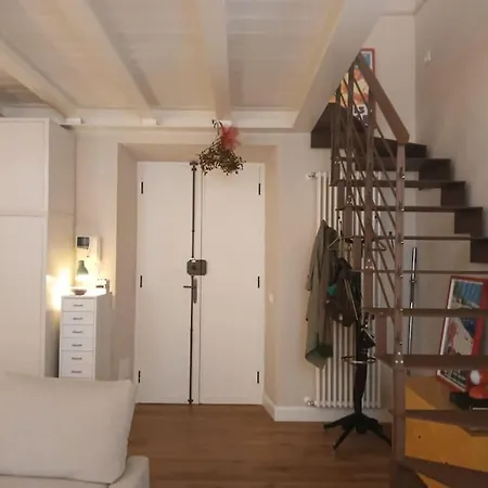 Modern Loft-style * 因佩里亚