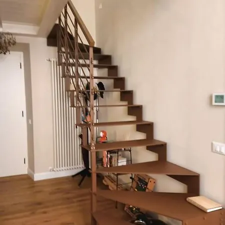 Modern Loft-style 公寓